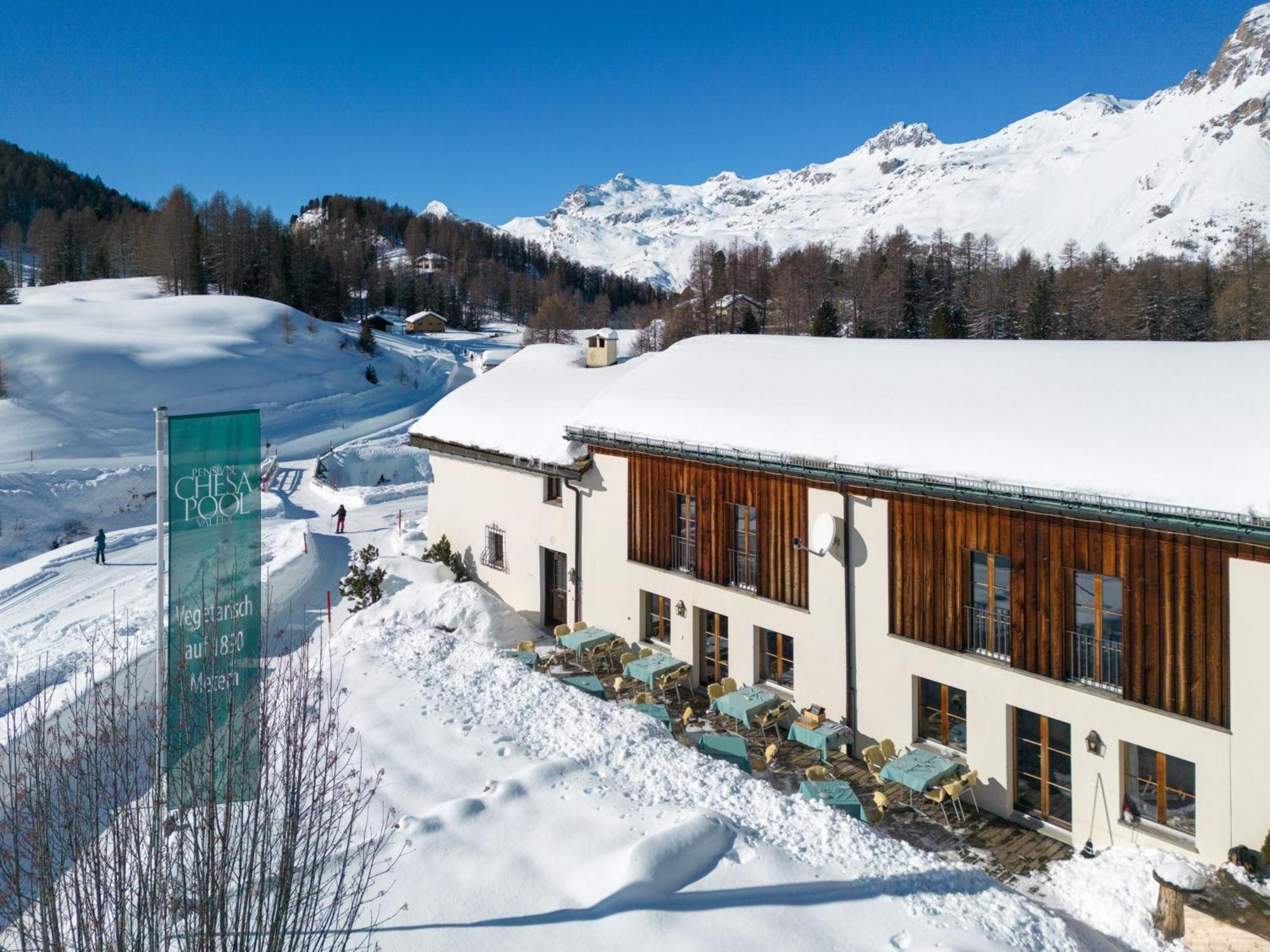 Hotel Chesa Pool Sils Maria Esterno foto